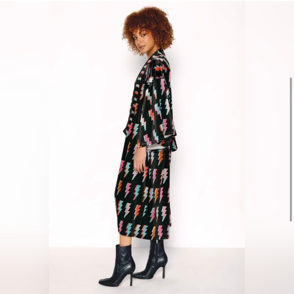 BlackMilk Ziggy Velvet Swan Kimono Lightning Bolts Robe David Bowie OS *RARE* - Picture 3 of 6